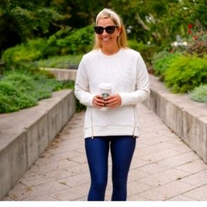 Addison Bay Pullover